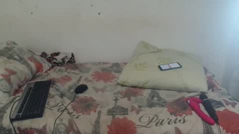 sexyslimmelanin online show from 11-26-25, 12:00