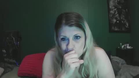 Snapshot of sexystripper69 chatting on 09-19-25, 12:02 sexystripper69 online show from 09-19-25, 12:02