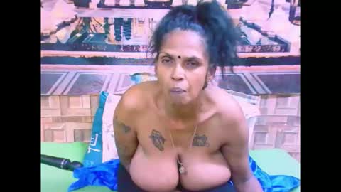 sexyva4u2luv online show from 09-16-25, 09:49