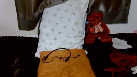 Snapshot of sexyvivah chatting on 07-31-26, 03:00 sexybaby online show from 07-31-26, 03:00