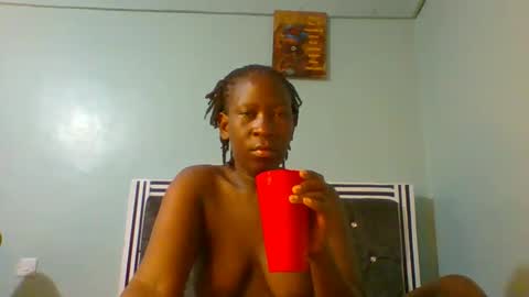 VIVIAN online show from 02-04-25, 07:18