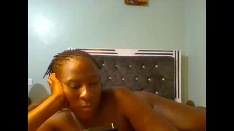 VIVIAN online show from 02-05-25, 08:14