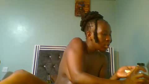 Snapshot of sexyvivy chatting on 03-09-25, 08:42 VIVIAN online show from 03-09-25, 08:42