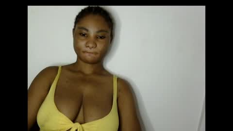 Snapshot of sexyvvy chatting on 07-06-26, 06:54 sexyvvy online show from 07-06-26, 06:54