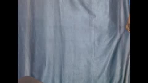 Snapshot of sexyxbunnyxx chatting on 02-27-25, 07:12 Blue online show from 02-27-25, 07:12