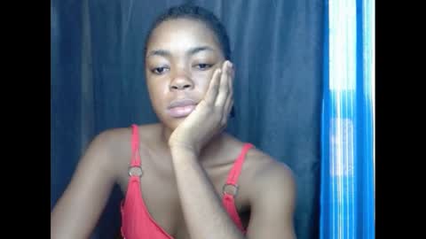 Snapshot of sexyxbunnyxx chatting on 03-01-25, 07:41 Blue online show from 03-01-25, 07:41