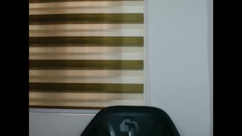 Snapshot of sexyxbunnyxx chatting on 11-09-25, 07:17 Blue online show from 11-09-25, 07:17