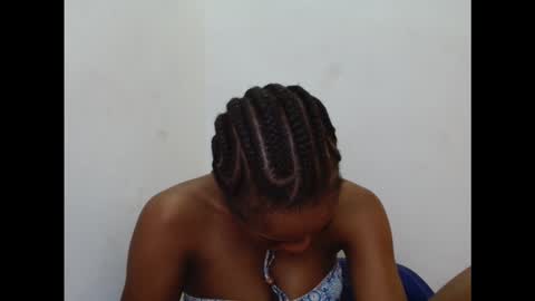 Snapshot of sexyxbunnyxx chatting on 01-13-26, 11:15 Blue online show from 01-13-26, 11:15