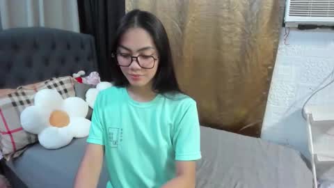 Snapshot of sexyxenaaa chatting on 10-02-25, 11:28 Xenaaa online show from 10-02-25, 11:28