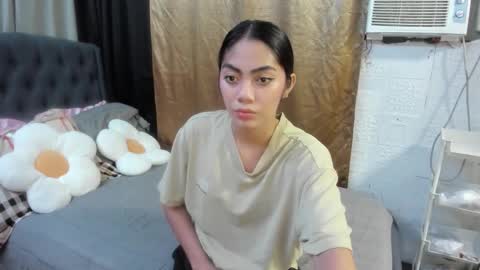 Snapshot of sexyxenaaa chatting on 10-16-25, 04:30 Xenaaa online show from 10-16-25, 04:30