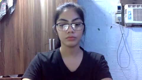 Snapshot of sexyxenaaa chatting on 10-19-25, 08:53 Xenaaa online show from 10-19-25, 08:53