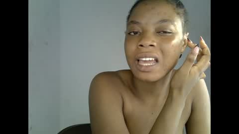 sexyxpeach online show from 07-13-26, 09:39