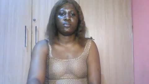 Snapshot of sexyxxebony chatting on 07-20-26, 10:56 SexyxxEbony online show from 07-20-26, 10:56