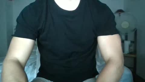 Snapshot of sexyyphilip chatting on 01-22-25, 02:15 sexyyphilip online show from 01-22-25, 02:15