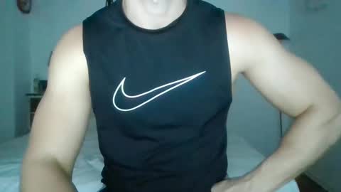 Snapshot of sexyyphilip chatting on 02-05-25, 10:44 sexyyphilip online show from 02-05-25, 10:44