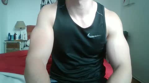 Snapshot of sexyyphilip chatting on 09-09-25, 07:35 sexyyphilip online show from 09-09-25, 07:35