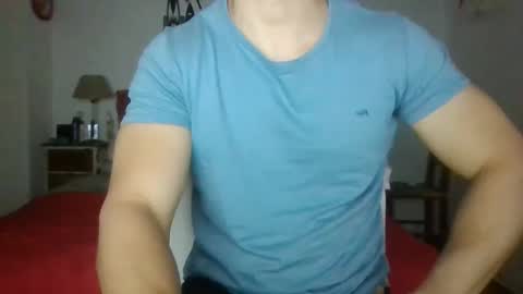 Snapshot of sexyyphilip chatting on 09-23-25, 11:08 sexyyphilip online show from 09-23-25, 11:08