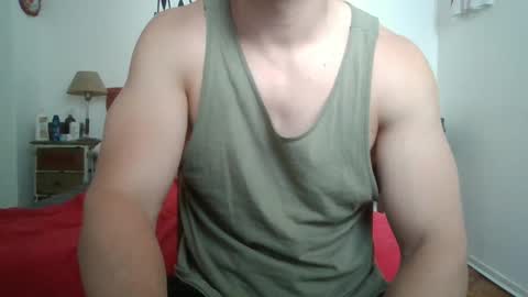 Snapshot of sexyyphilip chatting on 09-30-25, 02:33 sexyyphilip online show from 09-30-25, 02:33