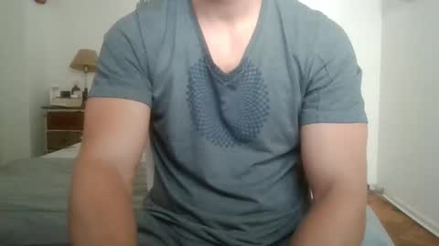 Snapshot of sexyyphilip chatting on 10-20-25, 02:17 sexyyphilip online show from 10-20-25, 02:17