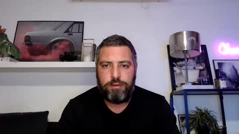 Snapshot of sexyyturkk chatting on 12-19-25, 09:33 Arda online show from 12-19-25, 09:33