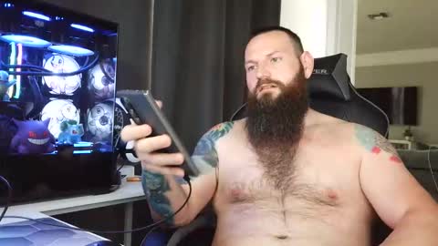 Snapshot of sflmarriedguy chatting on 03-06-26, 02:35 SouthFloridaStr8guy online show from 03-06-26, 02:35