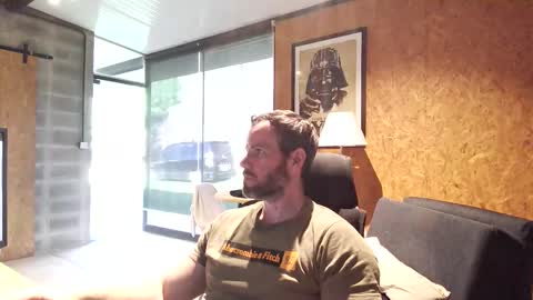 Snapshot of shad0w_hunter chatting on 04-10-26, 12:10 shad0w_hunter online show from 04-10-26, 12:10