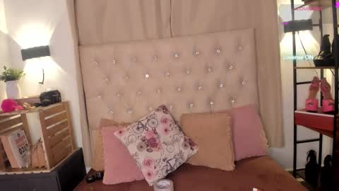 lily online show from 01-05-26, 06:22