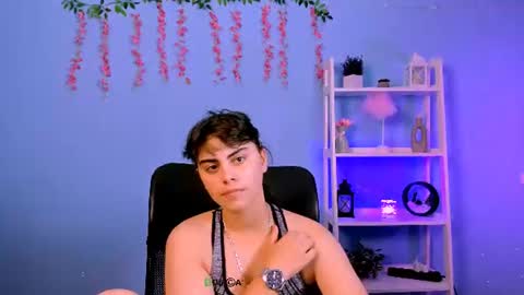 shadow_kiss online show from 07-23-26, 01:19
