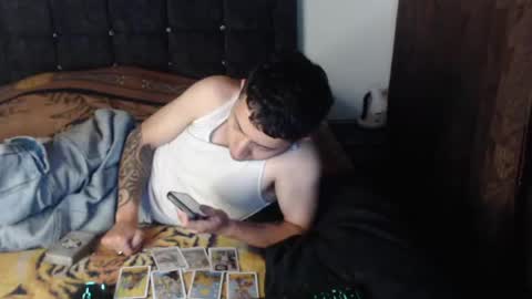 Snapshot of shadow_men_ chatting on 04-18-26, 06:28 james online show from 04-18-26, 06:28