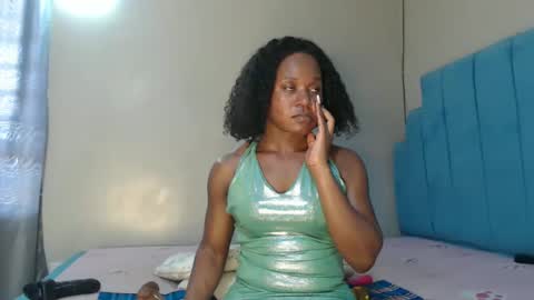 Snapshot of shadow_sweets chatting on 03-06-25, 05:24 Shadow online show from 03-06-25, 05:24