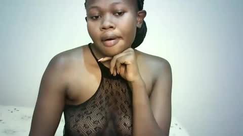 Snapshot of shadow_sweetx chatting on 10-10-25, 07:57 shadow_sweetx online show from 10-10-25, 07:57