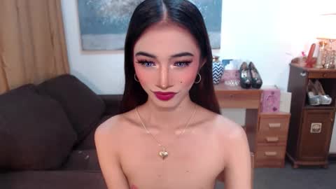 shaina online show from 12-17-25, 06:36