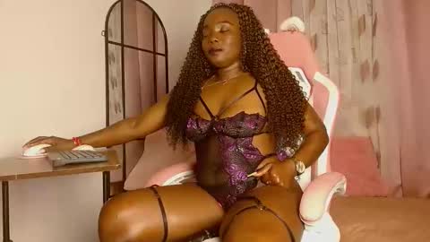 Shaira online show from 11-23-25, 12:21