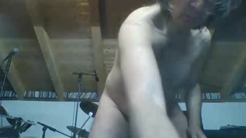 Snapshot of shairy702 chatting on 12-31-24, 03:34 shairy702 online show from 12-31-24, 03:34