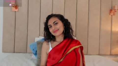 Snapshot of shaliny_ chatting on 05-05-26, 07:00 Shanily online show from 05-05-26, 07:00
