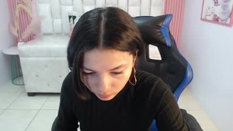 Shalon  online show from 09-20-25, 01:23