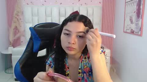 Shalon  online show from 10-07-25, 01:41