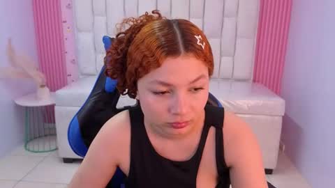 Snapshot of shalon_diaz_sub chatting on 06-12-26, 01:37 Shalon online show from 06-12-26, 01:37