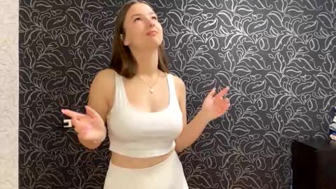 Iris online show from 09-16-25, 07:15