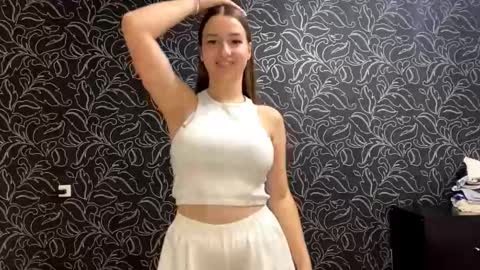 Iris online show from 09-23-25, 08:12