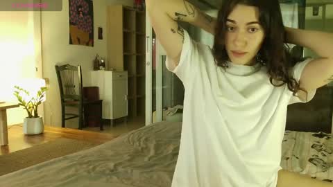 Snapshot of shamahasla chatting on 04-02-26, 01:03 Sade online show from 04-02-26, 01:03