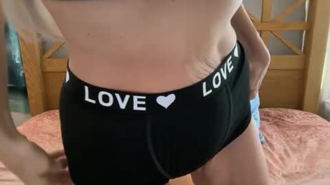 Snapshot of shamanwoman chatting on 01-05-26, 05:27 Shaman Woman online show from 01-05-26, 05:27