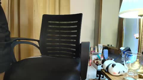 Snapshot of shanayakapoor chatting on 06-01-26, 12:45 Shanaya Kappor online show from 06-01-26, 12:45