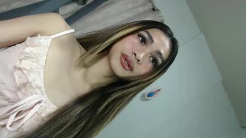 Snapshot of shanegreents chatting on 02-12-26, 02:06 bini aiah online show from 02-12-26, 02:06