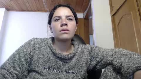 Snapshot of shanel_lozano chatting on 10-14-25, 02:18 shanel_lozano online show from 10-14-25, 02:18