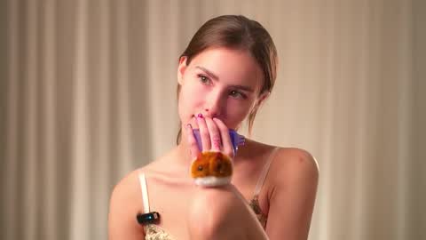 Emmy online show from 10-20-25, 01:06