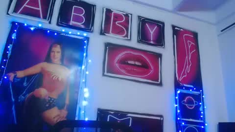 Snapshot of shanellmoore chatting on 02-07-25, 04:35 Shanell Moore online show from 02-07-25, 04:35