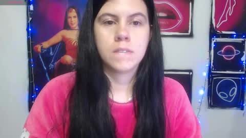 Snapshot of shanellmoore chatting on 02-16-25, 12:43 Shanell Moore online show from 02-16-25, 12:43