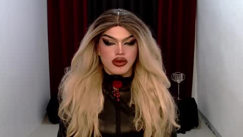 Snapshot of shanex01 chatting on 01-05-25, 11:01 Shane X online show from 01-05-25, 11:01