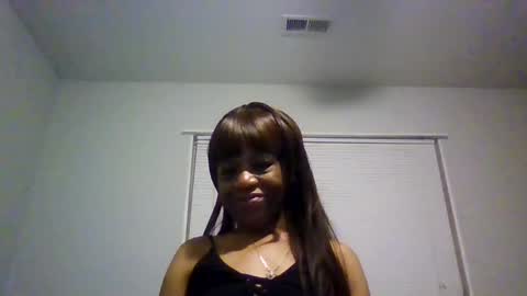 shania222 online show from 12-19-25, 03:57